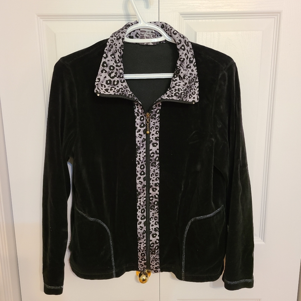 🌟Vintage Velour Soft Zippered Jacket Size Medium